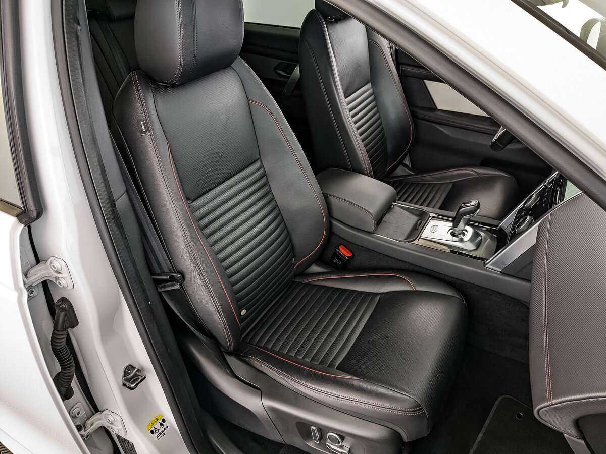 Land Rover Discovery Sport с пробегом — 2021 год. Фото: #23