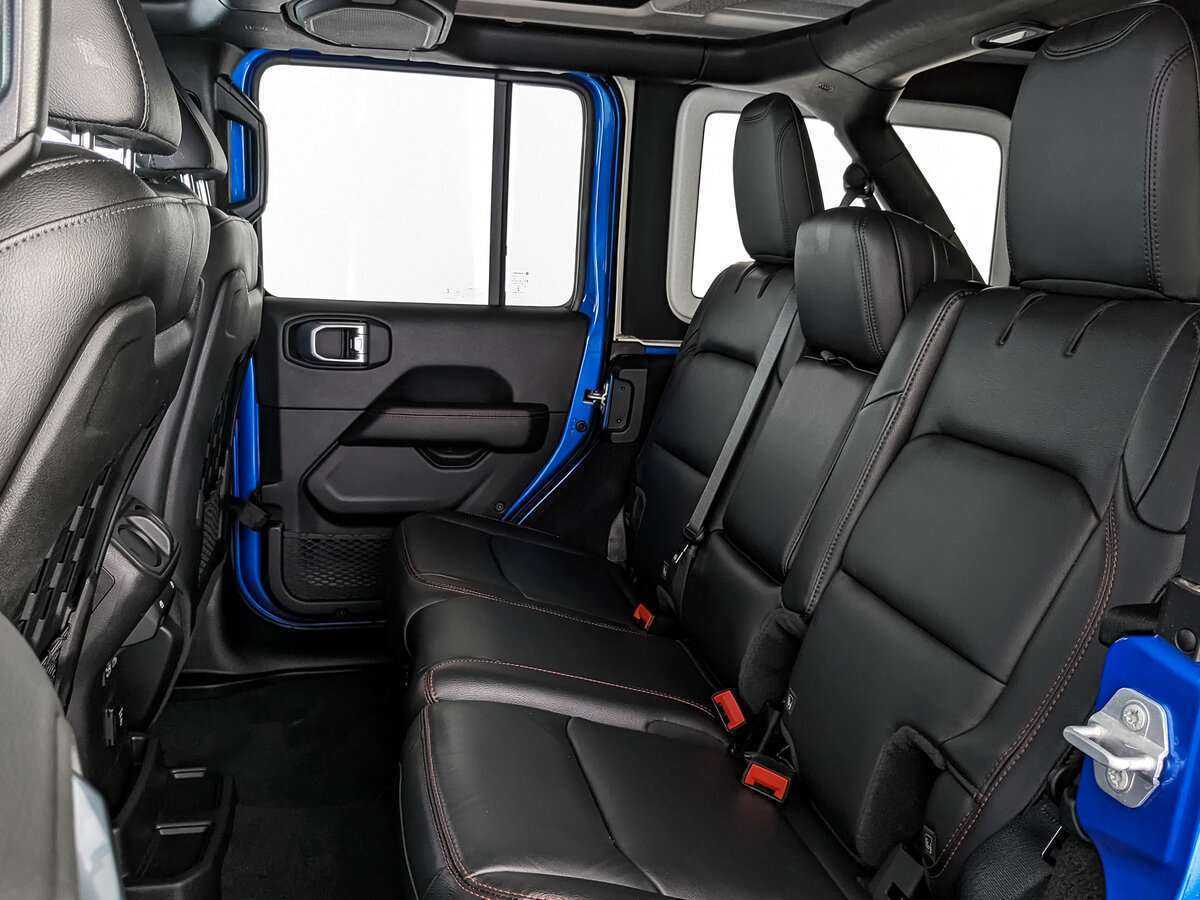 Jeep Wrangler с пробегом — 2021 год. Фото: #13