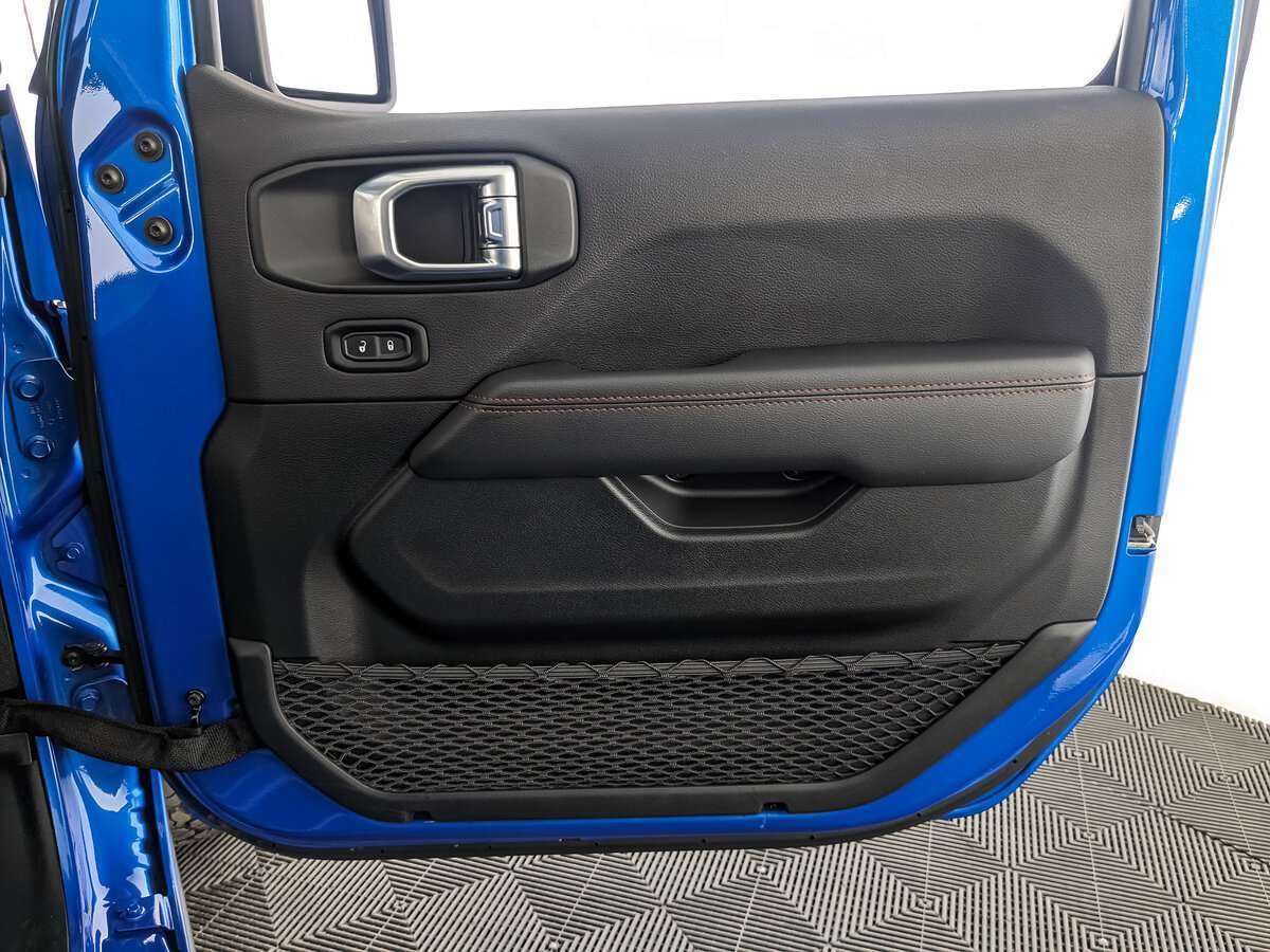 Jeep Wrangler с пробегом — 2021 год. Фото: #19