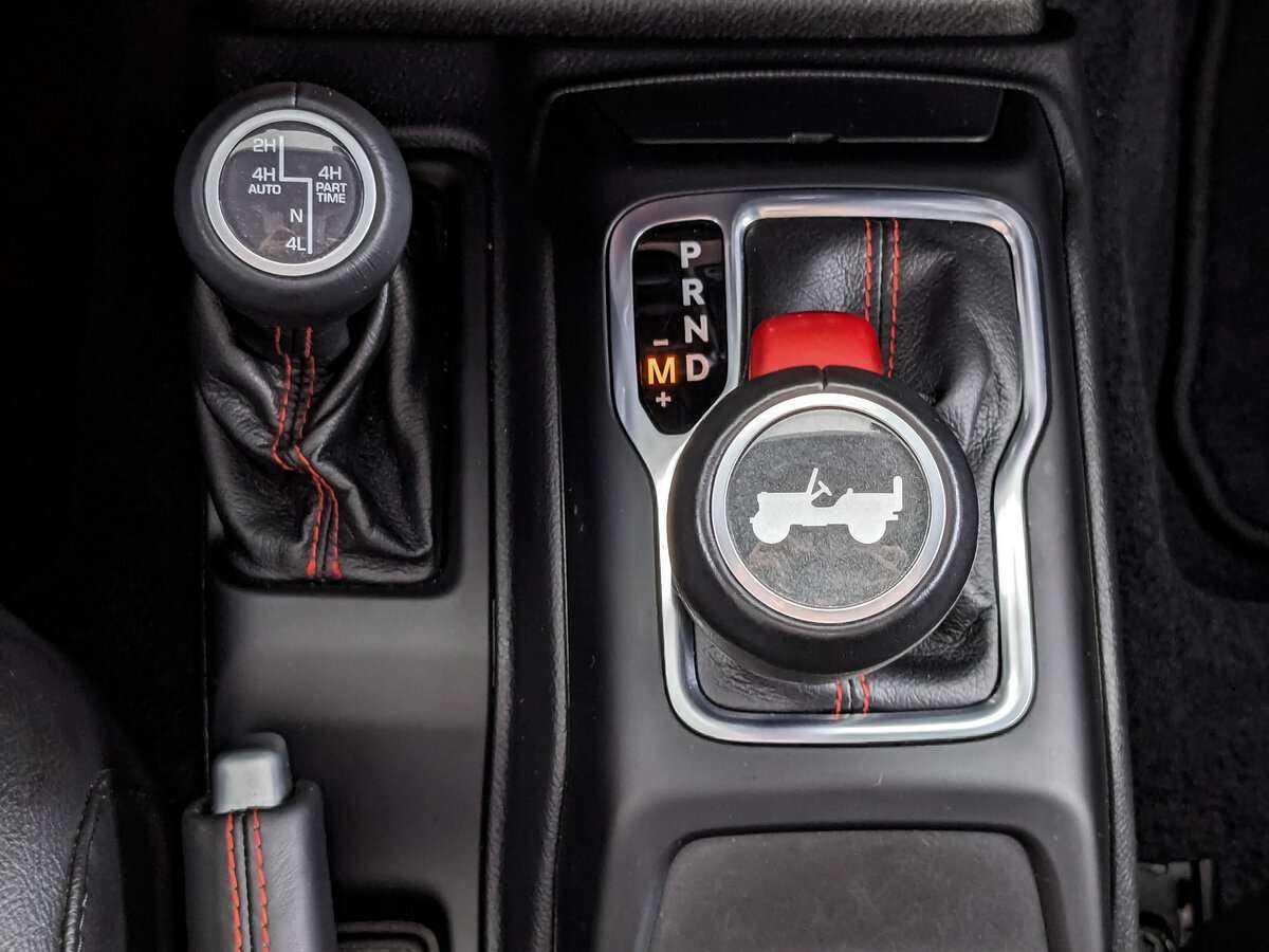 Jeep Wrangler с пробегом — 2021 год. Фото: #20