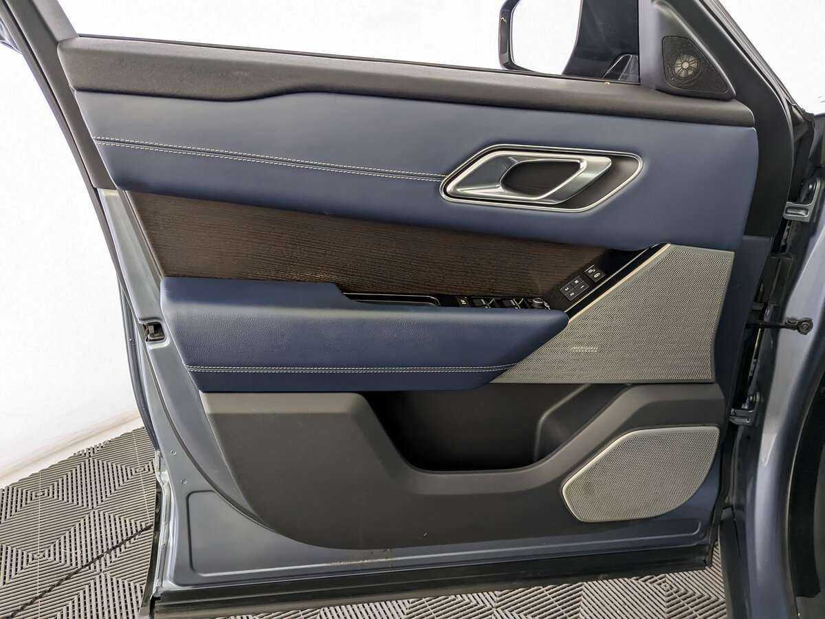 Land Rover Range Rover Velar с пробегом — 2017 год. Фото: #14