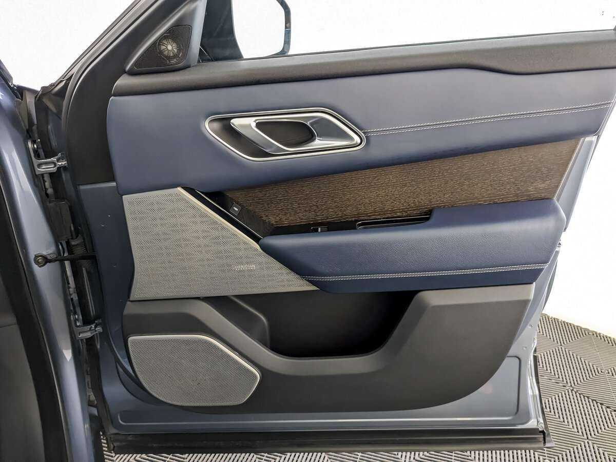 Land Rover Range Rover Velar с пробегом — 2017 год. Фото: #20