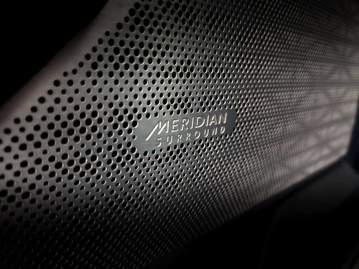 Land Rover Range Rover Velar с пробегом — 2017 год. Фото: #23