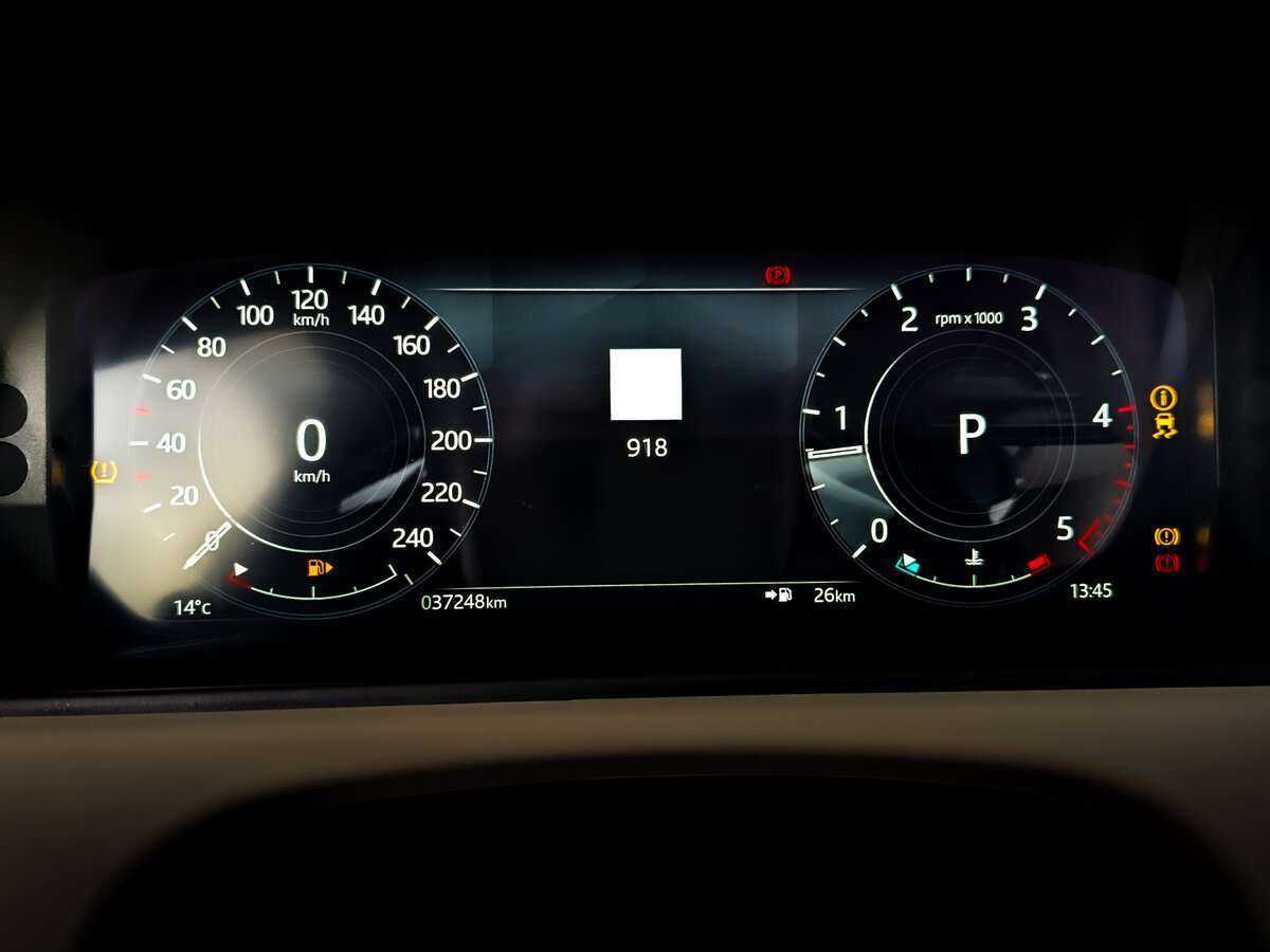 Land Rover Range Rover Velar с пробегом — 2021 год. Фото: #10