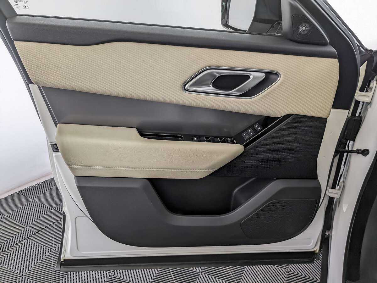 Land Rover Range Rover Velar с пробегом — 2021 год. Фото: #13