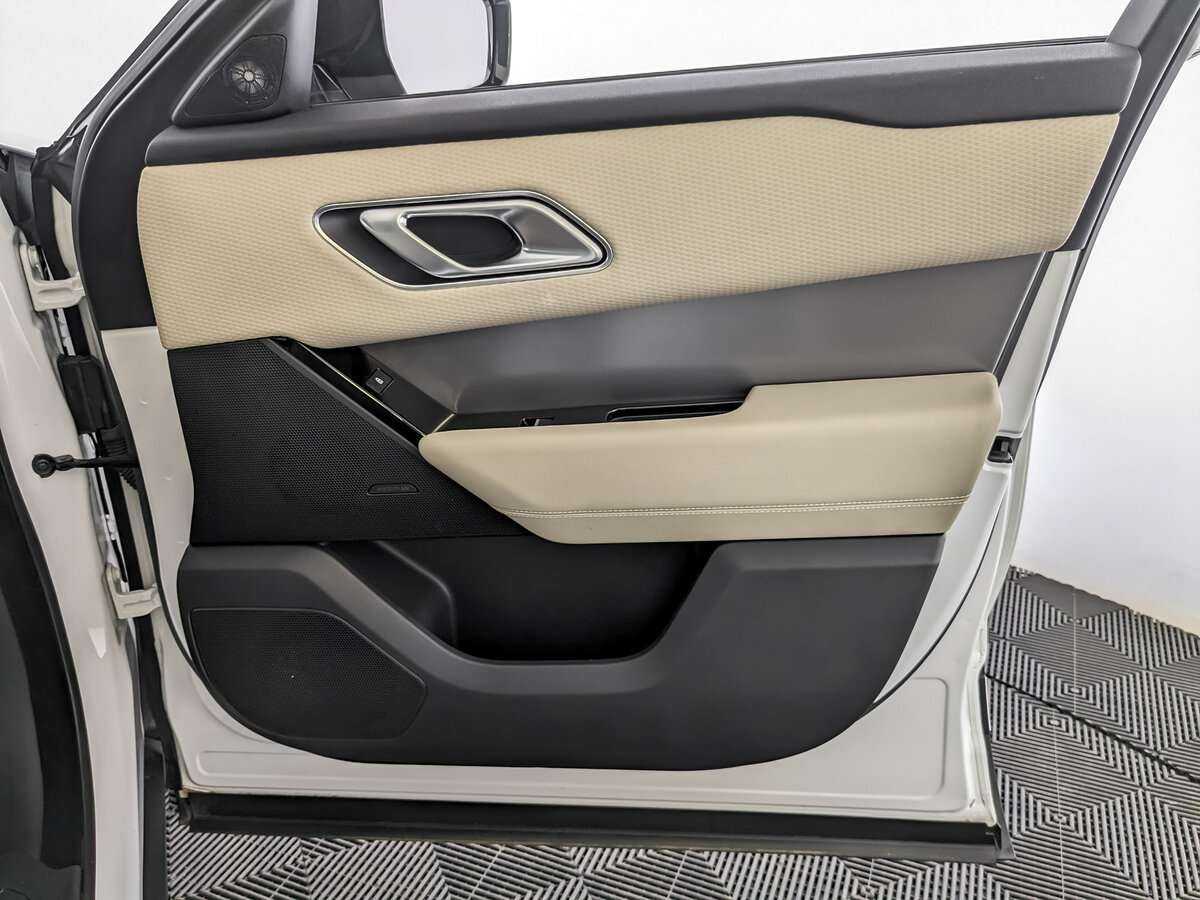 Land Rover Range Rover Velar с пробегом — 2021 год. Фото: #19