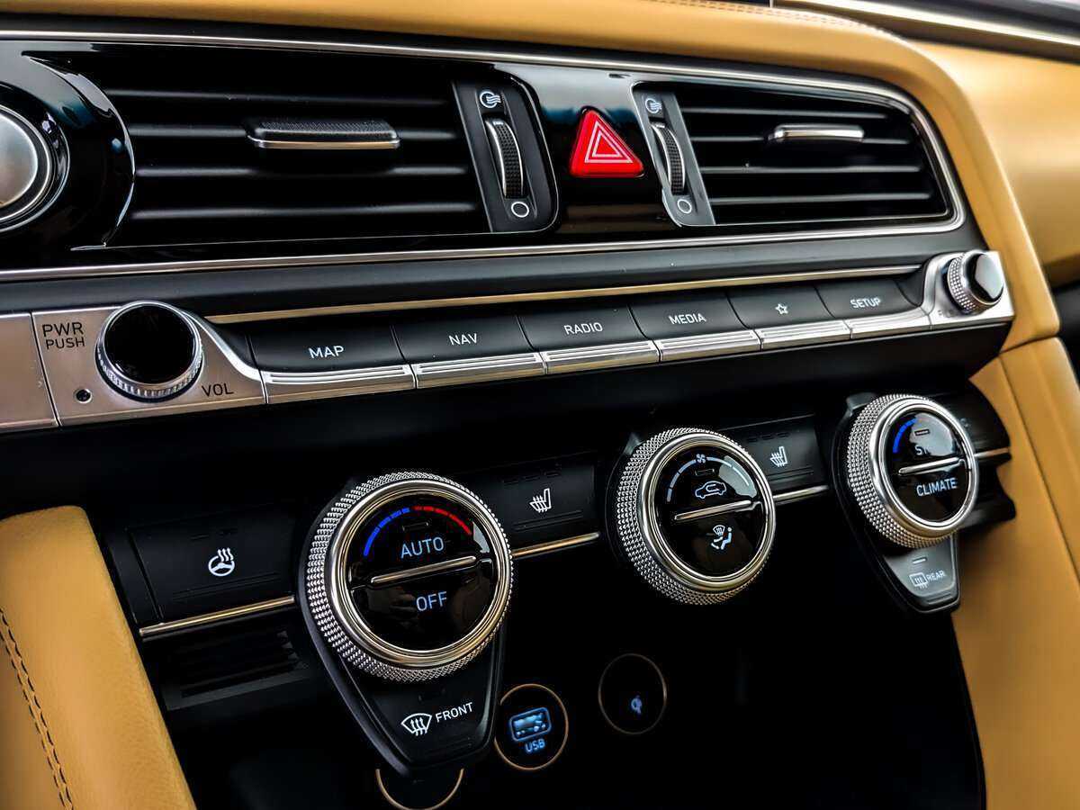 Genesis G70 с пробегом — 2022 год. Фото: #20