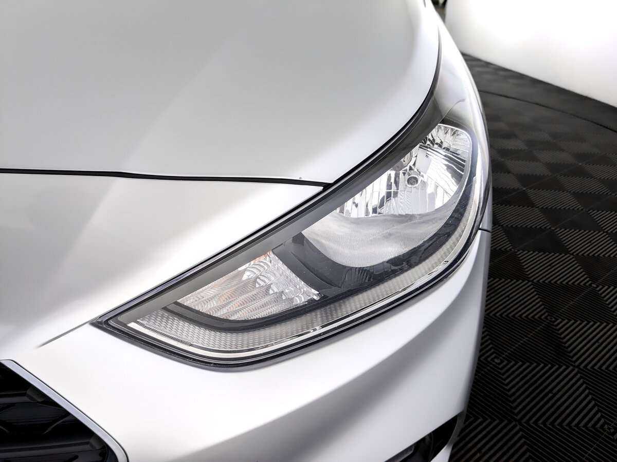 Hyundai Solaris с пробегом — 2018 год. Фото: #16