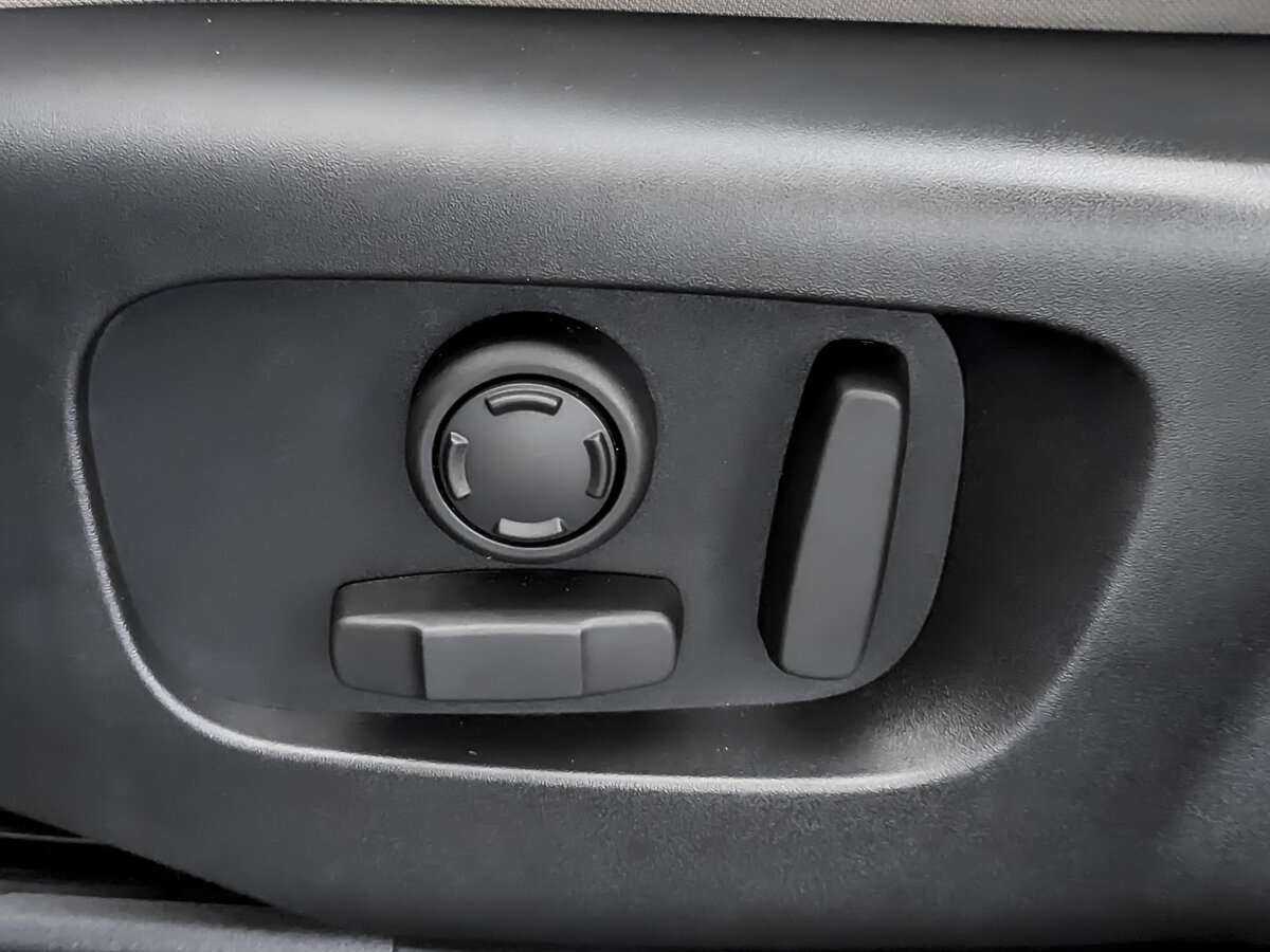 Land Rover Range Rover Velar с пробегом — 2021 год. Фото: #14