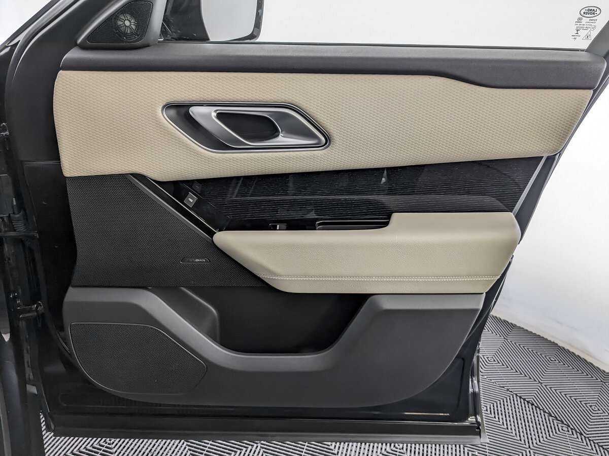 Land Rover Range Rover Velar с пробегом — 2021 год. Фото: #19