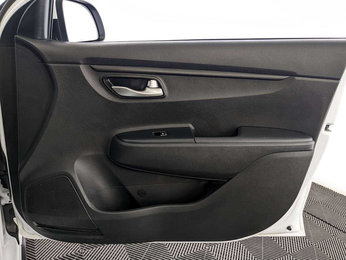 Kia Rio с пробегом — 2021 год. Фото: #21