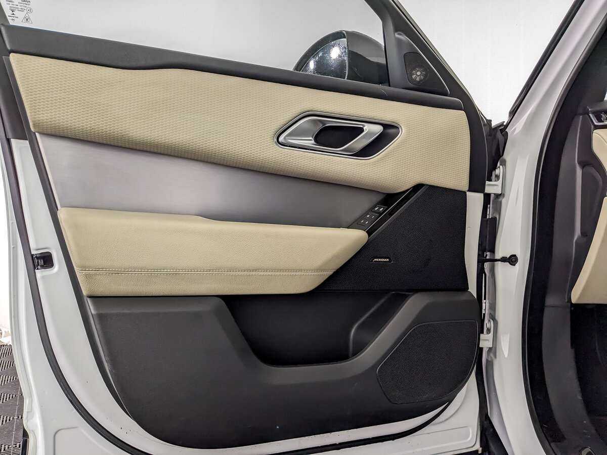 Land Rover Range Rover Velar с пробегом — 2021 год. Фото: #13