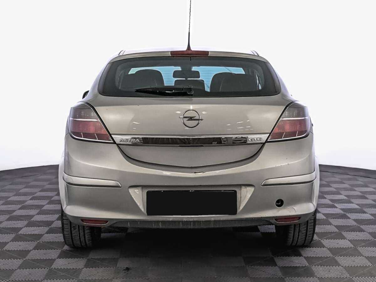 Opel Astra с пробегом — 2008 год. Фото: #5