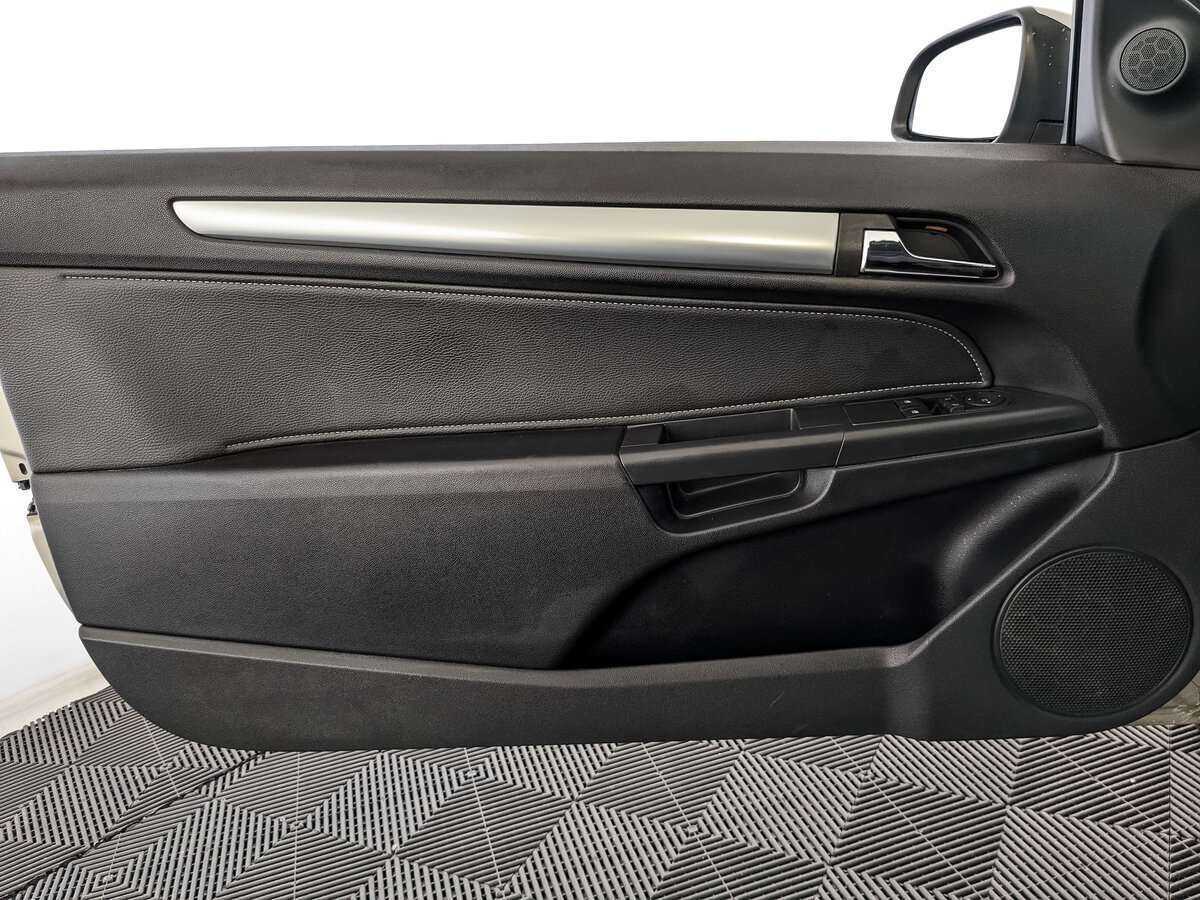 Opel Astra с пробегом — 2008 год. Фото: #14