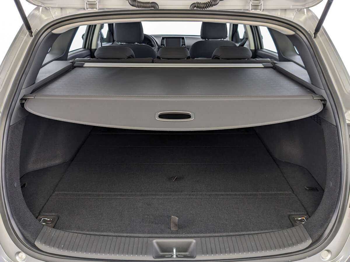 Hyundai i30 с пробегом — 2023 год. Фото: #9