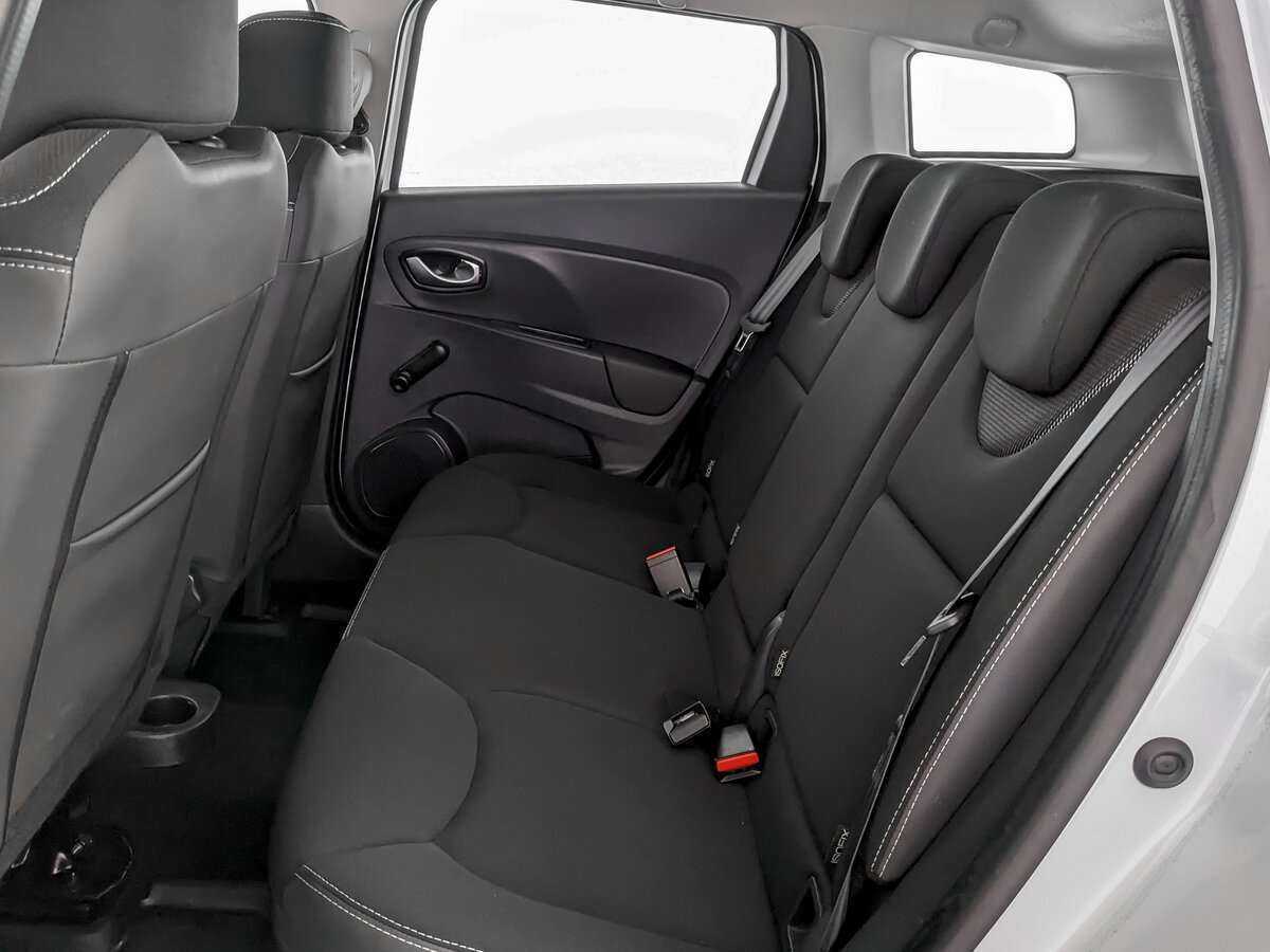 Renault Clio с пробегом — 2019 год. Фото: #9