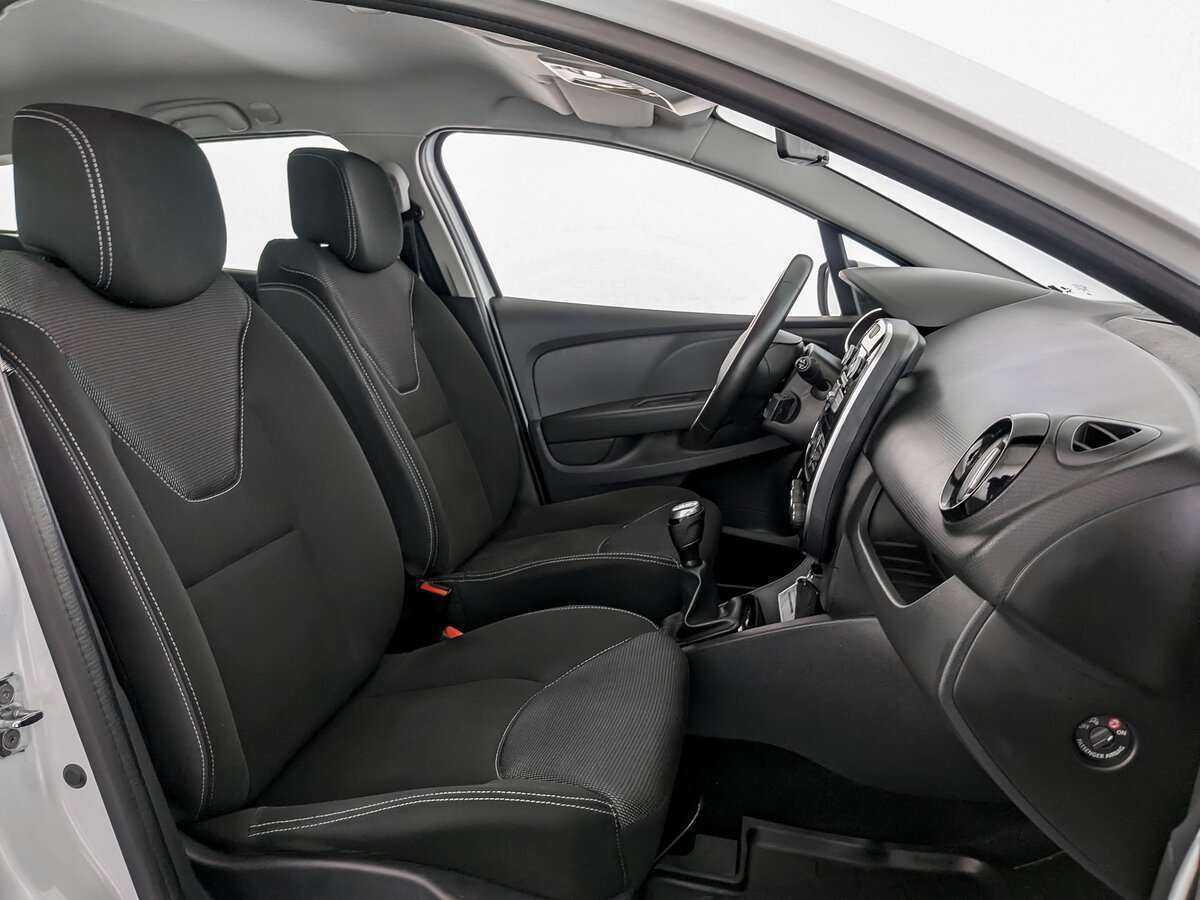 Renault Clio с пробегом — 2019 год. Фото: #18