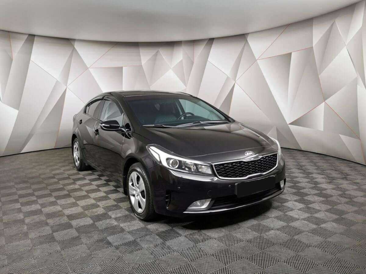 Kia Cerato с пробегом — 2017 год. Фото: #2
