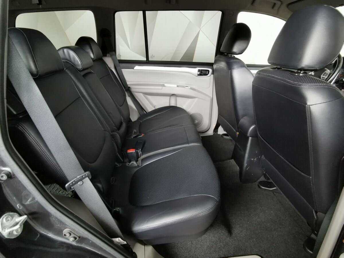 Mitsubishi Pajero Sport с пробегом — 2011 год. Фото: #11