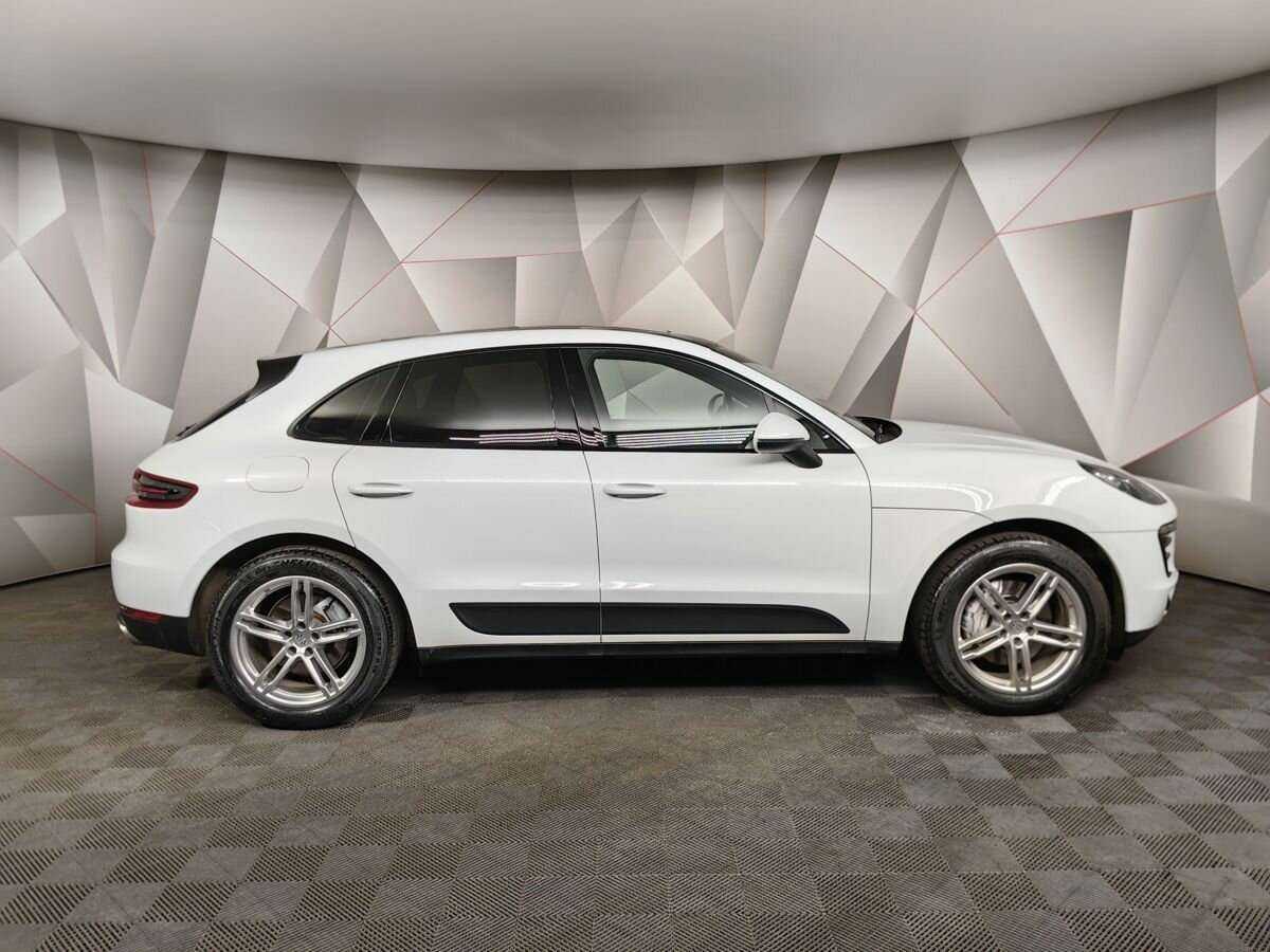 Porsche Macan с пробегом — 2015 год. Фото: #3