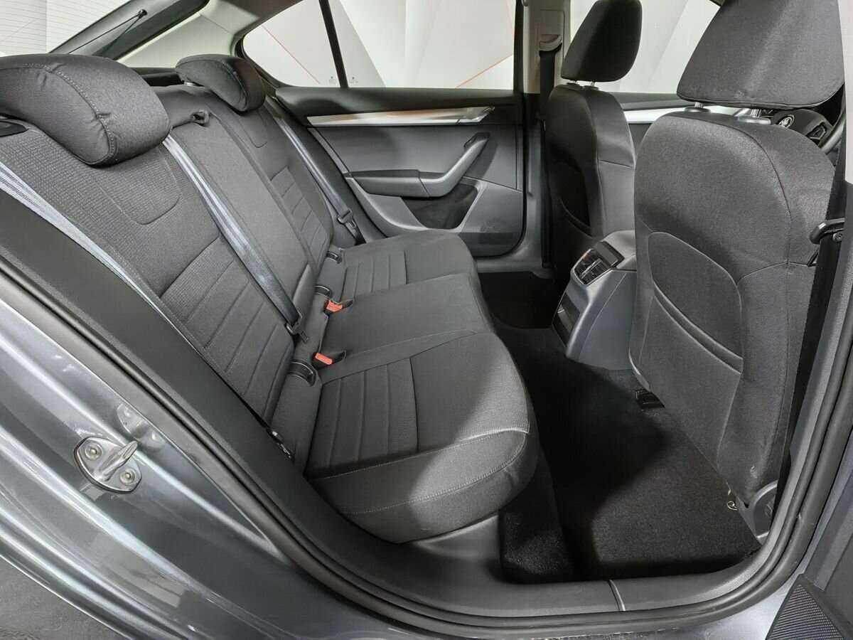 Skoda Octavia с пробегом — 2017 год. Фото: #11