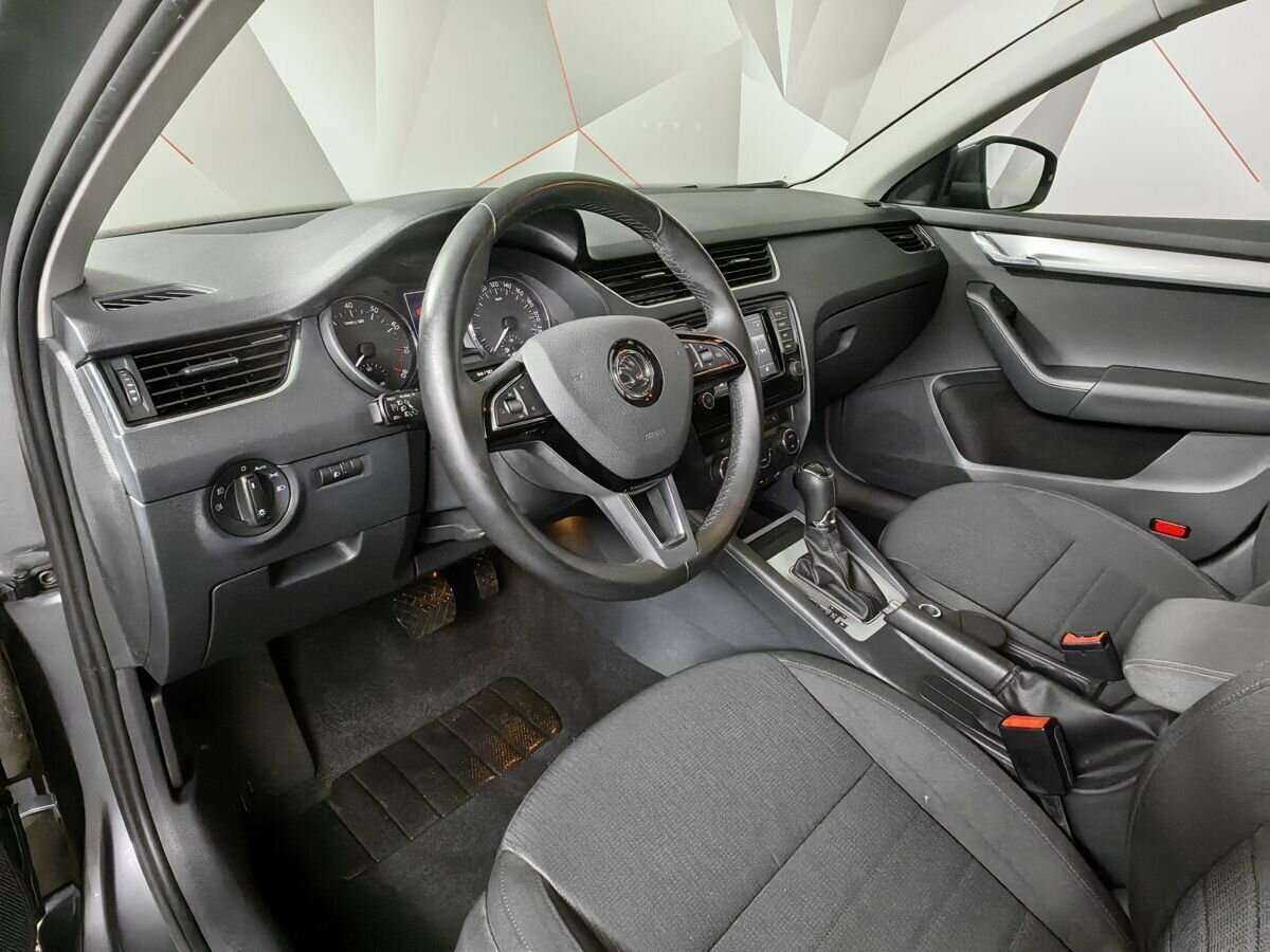 Skoda Octavia с пробегом — 2017 год. Фото: #13