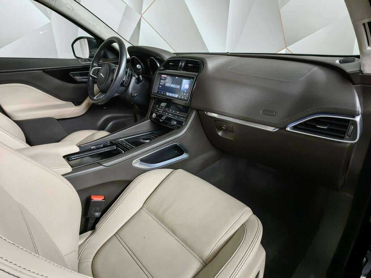 Jaguar F-Pace с пробегом — 2018 год. Фото: #8