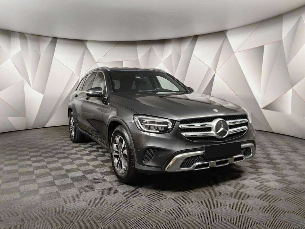 Mercedes-Benz GLC с пробегом — 2021 год. Фото: #2