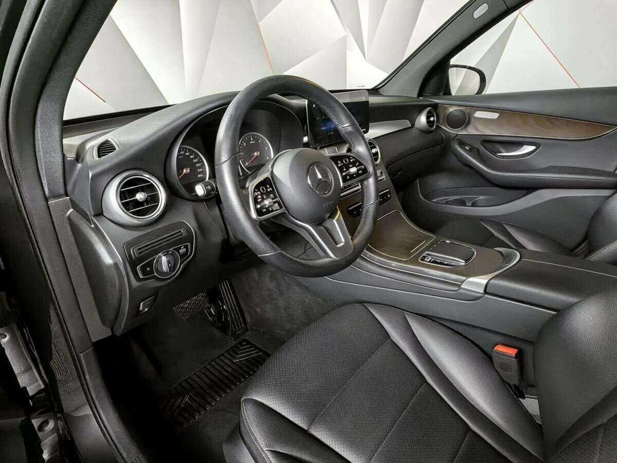 Mercedes-Benz GLC с пробегом — 2021 год. Фото: #12