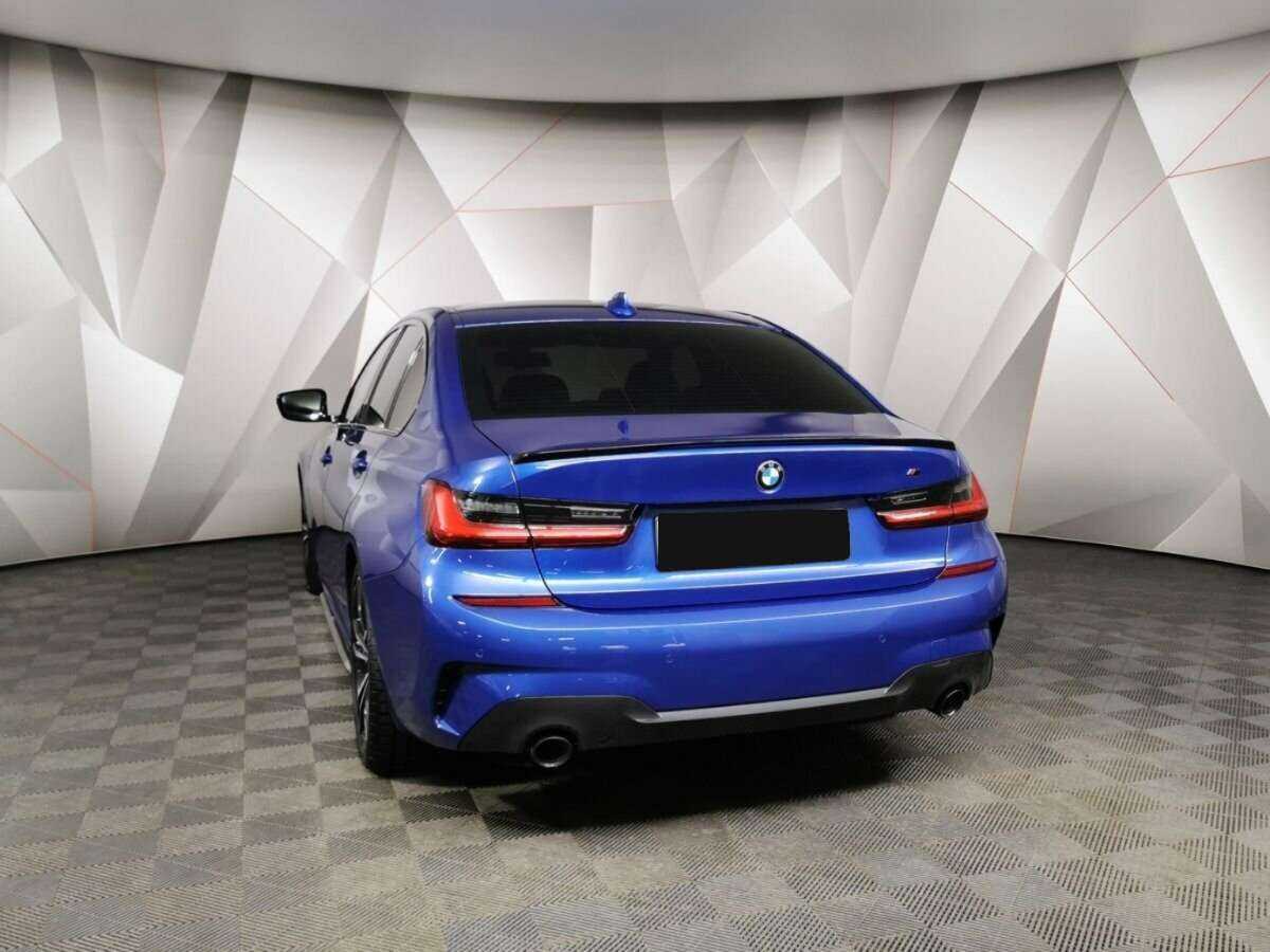 BMW 3 серии с пробегом — 2019 год. Фото: #3