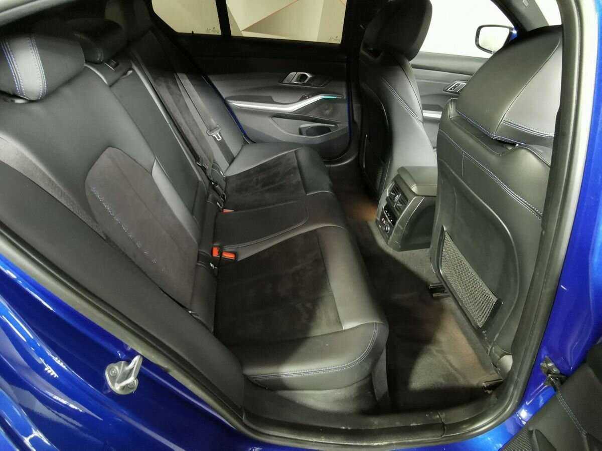 BMW 3 серии с пробегом — 2019 год. Фото: #11