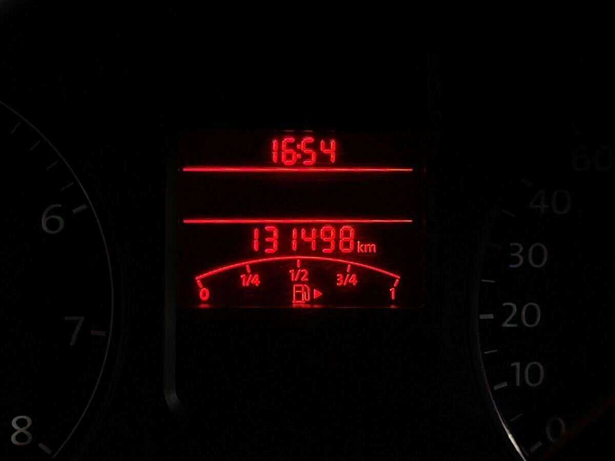 Volkswagen Polo с пробегом — 2013 год. Фото: #15