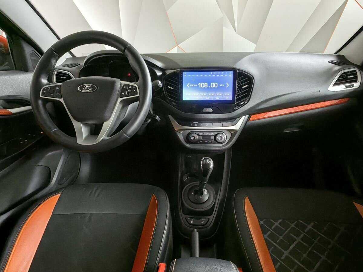 Lada (ВАЗ) Vesta с пробегом — 2019 год. Фото: #9