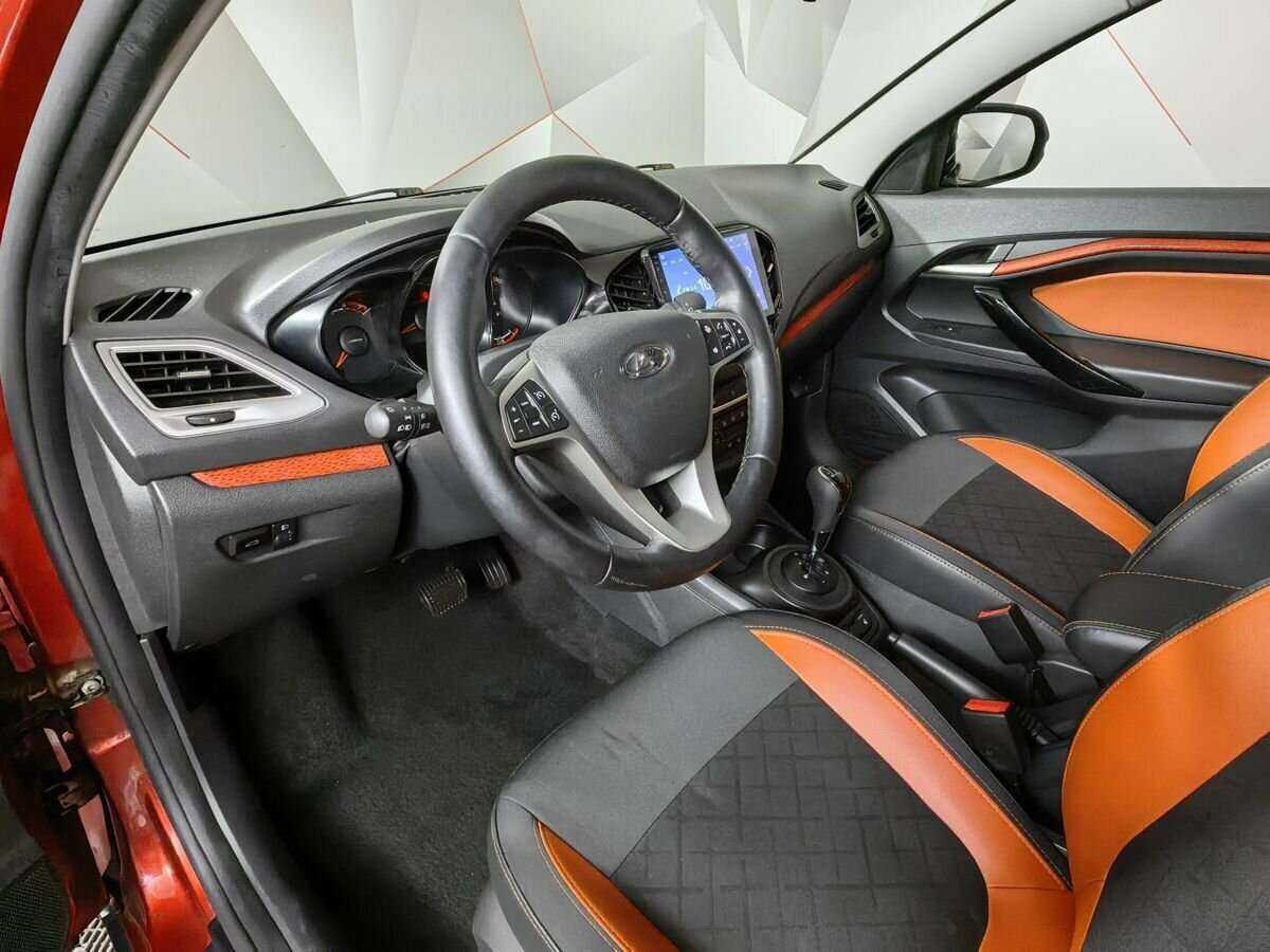 Lada (ВАЗ) Vesta с пробегом — 2019 год. Фото: #13