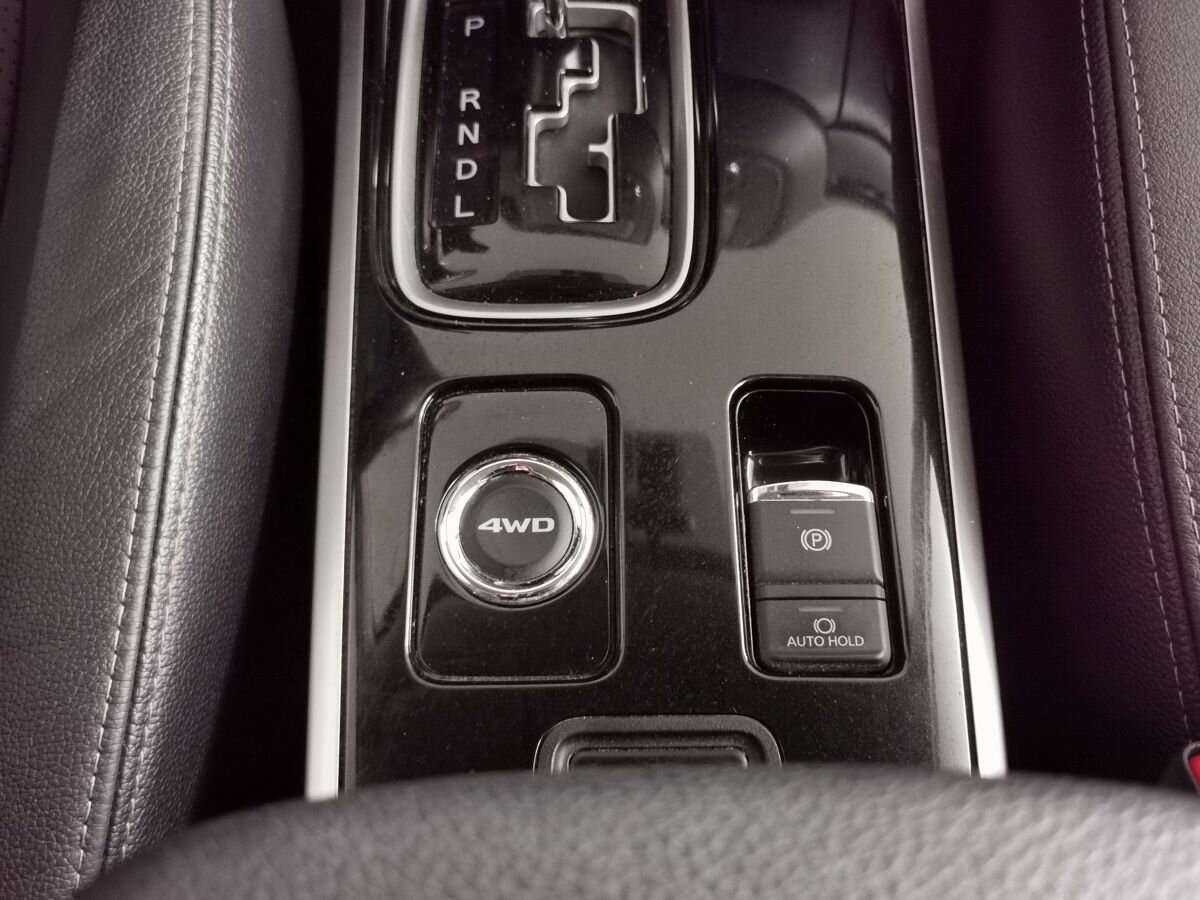 Mitsubishi Outlander с пробегом — 2018 год. Фото: #15