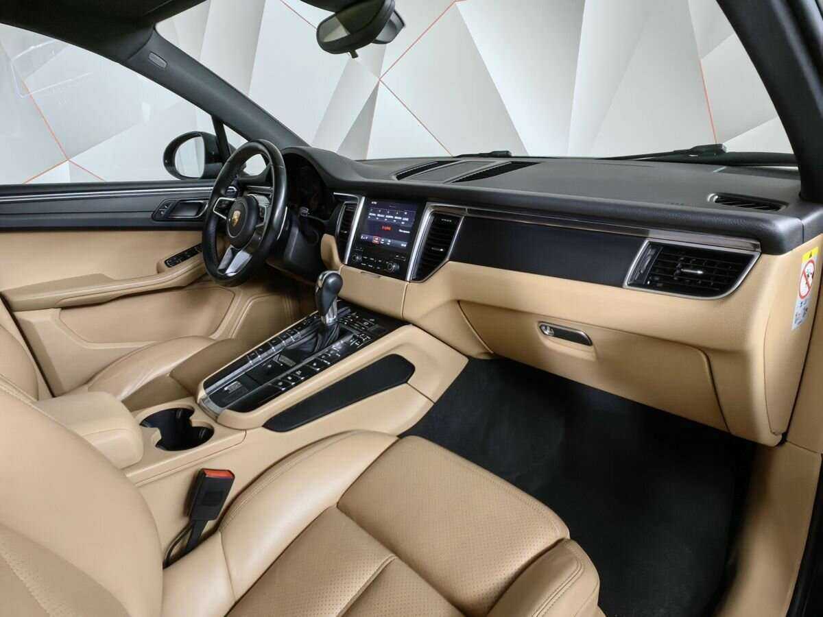 Porsche Macan с пробегом — 2018 год. Фото: #8