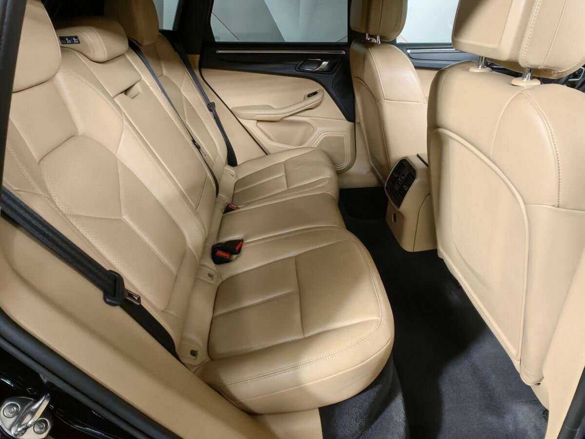 Porsche Macan с пробегом — 2018 год. Фото: #11