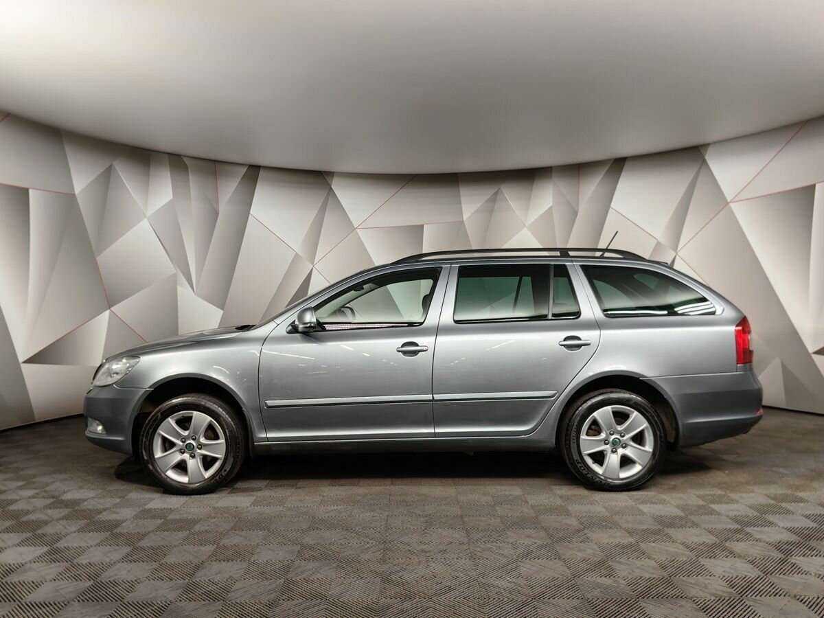 Skoda Octavia с пробегом — 2011 год. Фото: #4