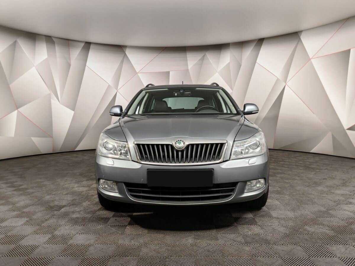 Skoda Octavia с пробегом — 2011 год. Фото: #6