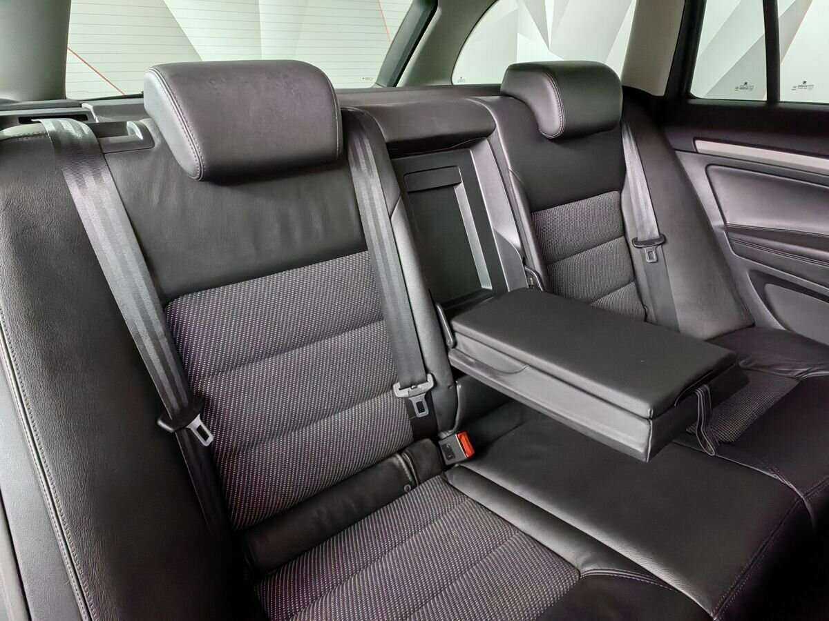 Skoda Octavia с пробегом — 2011 год. Фото: #12