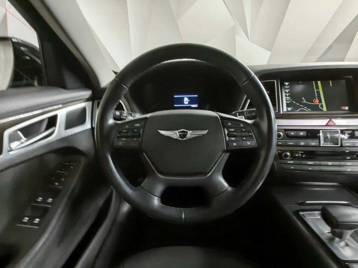 Genesis G80 с пробегом — 2017 год. Фото: #12