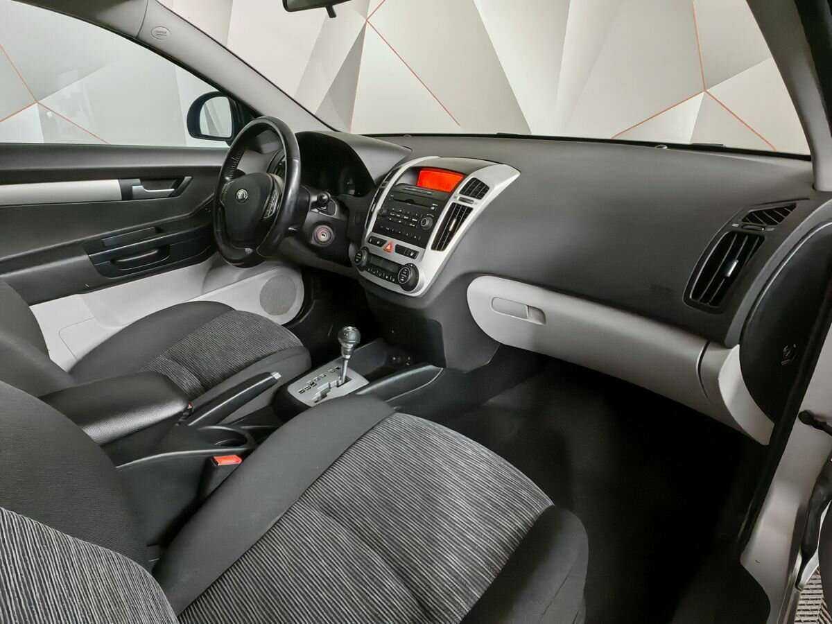 Kia Ceed с пробегом — 2008 год. Фото: #8