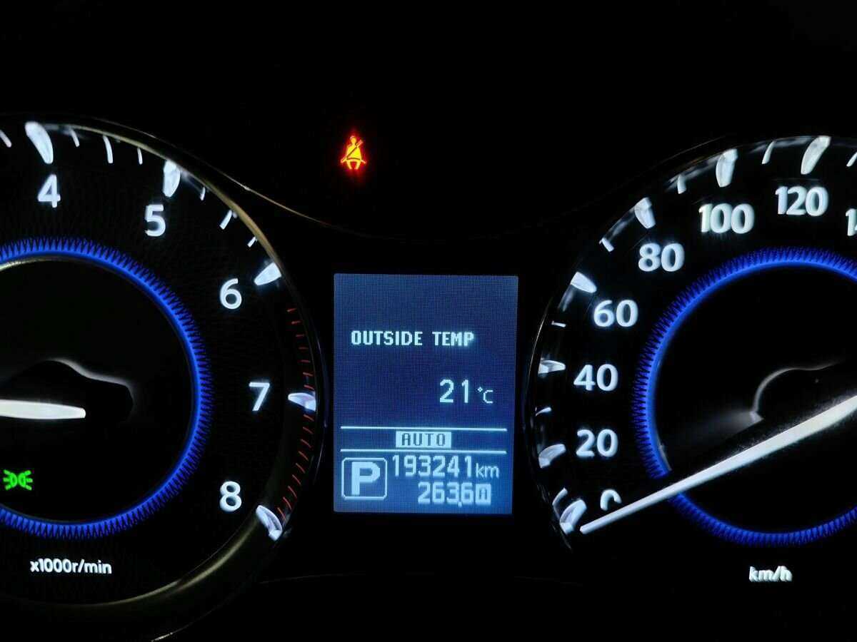 Infiniti QX56 с пробегом — 2013 год. Фото: #17