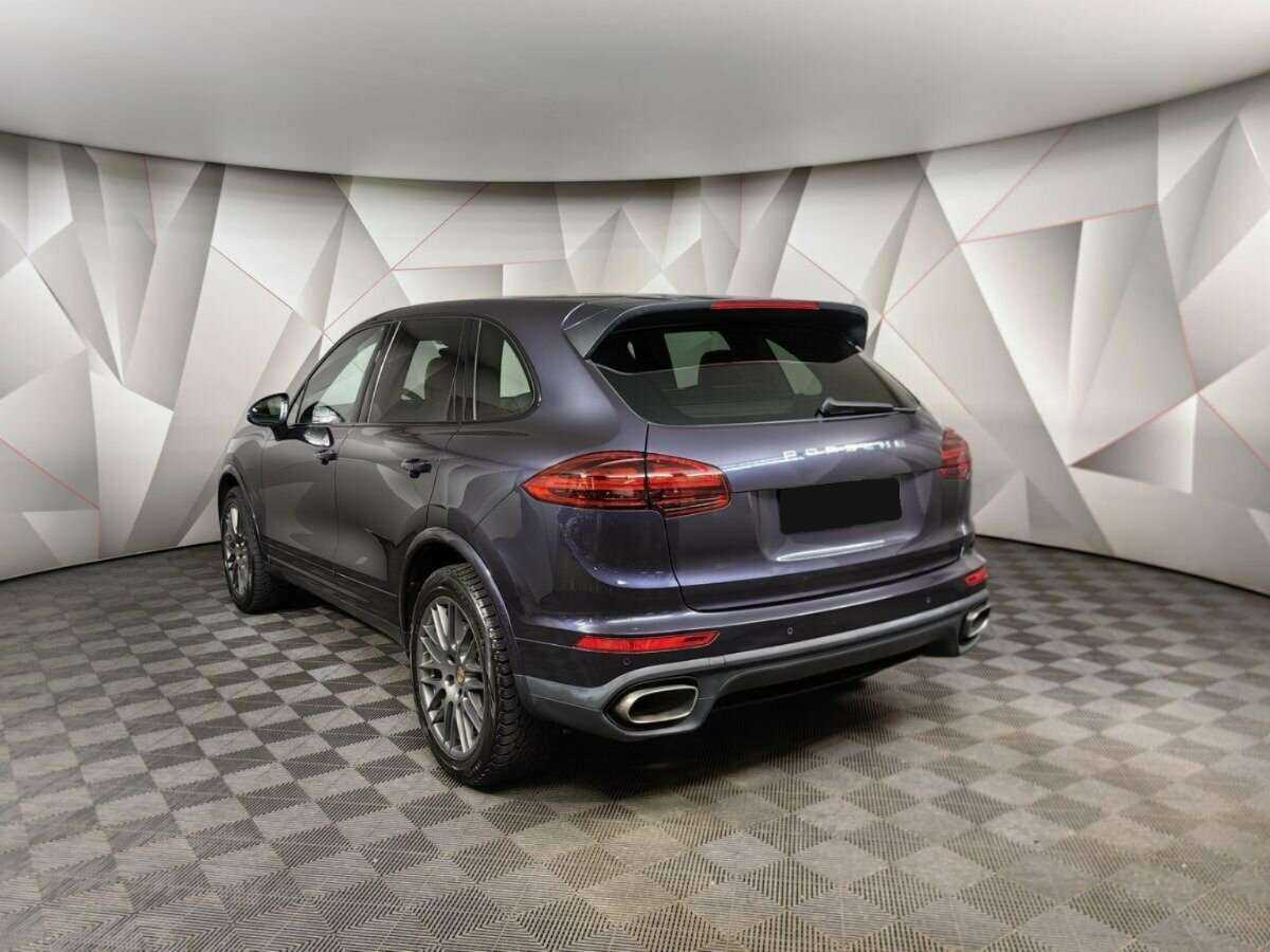 Porsche Cayenne с пробегом — 2018 год. Фото: #3