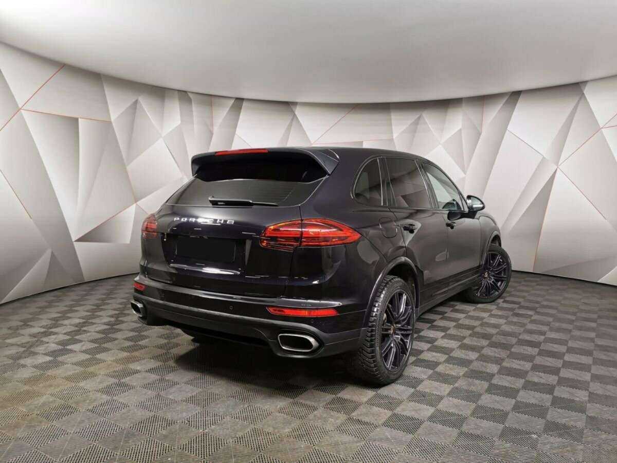 Porsche Cayenne с пробегом — 2017 год. Фото: #1