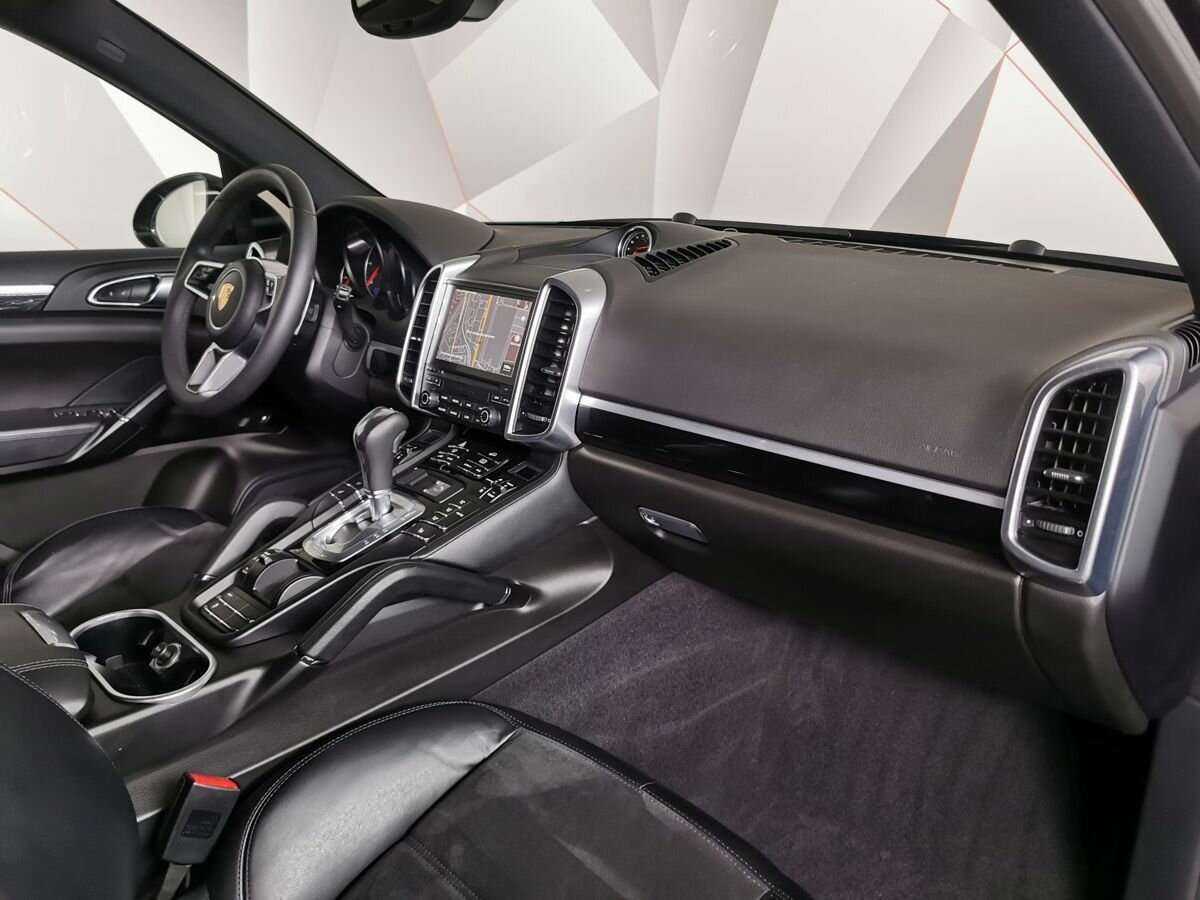 Porsche Cayenne с пробегом — 2017 год. Фото: #8