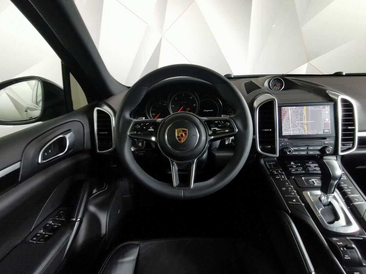 Porsche Cayenne с пробегом — 2017 год. Фото: #12