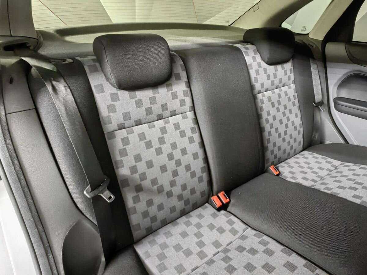 Ford Focus с пробегом — 2008 год. Фото: #12