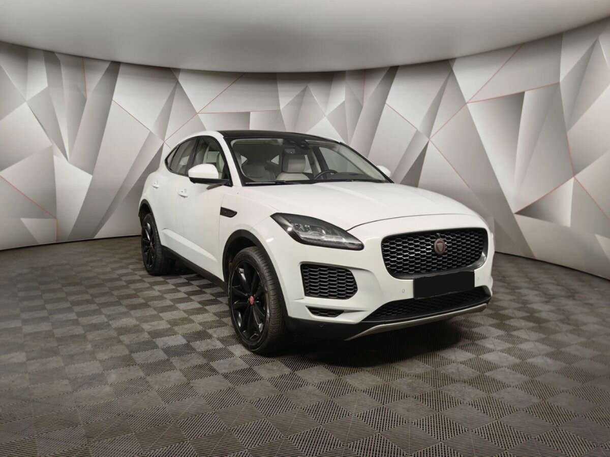 Jaguar E-Pace с пробегом — 2018 год. Фото: #2