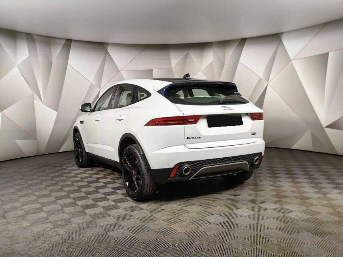 Jaguar E-Pace с пробегом — 2018 год. Фото: #3